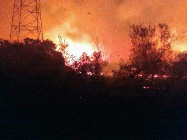 Bombeiros controlam inc&ecirc;ndio perto de pousadas no Passo do Lontra