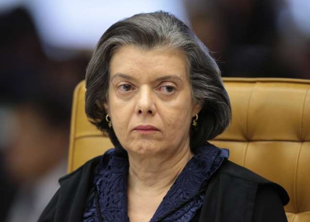 Ministra C&aacute;rmen L&uacute;cia destaca preconceito contra mulher na magistratura