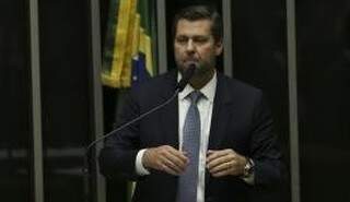 Brasília - Sampaio durante discussão sobre a admissibilidade do impeachment da presidenta, no plenário da Câmara Marcelo Camargo/Agência Brasil