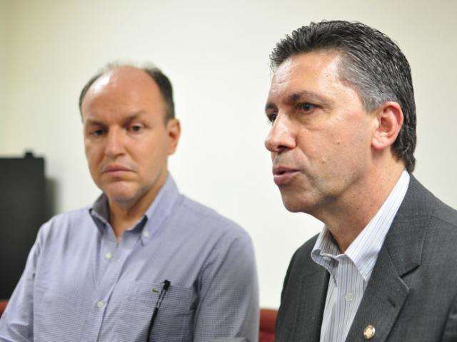 Esacheu diz que desistiu de disputar reelei&ccedil;&atilde;o ap&oacute;s conselhos de Wilson e Andr&eacute;