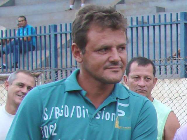  Itapor&atilde; dispensa t&eacute;cnico antes da estr&eacute;ia no Campeonato Estadual 