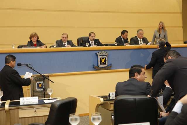 Vereadores da Capital v&atilde;o receber R$ 6,5 milh&otilde;es em sal&aacute;rios em 2017