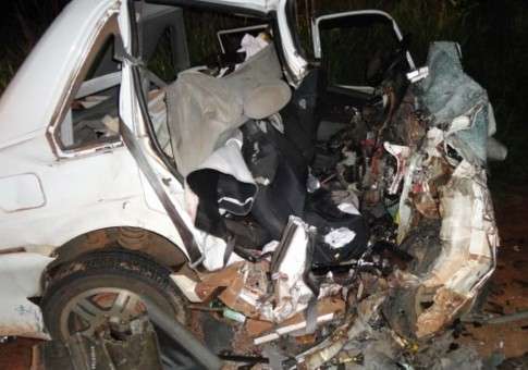 Homem &eacute; detido ap&oacute;s invadir vel&oacute;rio e beijar corpos de tr&ecirc;s crian&ccedil;as