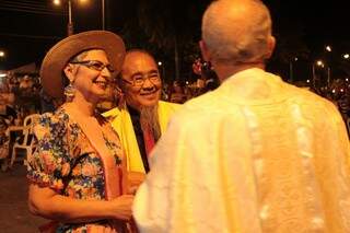 Roberto Higa e Sandra colocaram aliança depois de 40 anos de casados. (Foto: Marina Pacheco)
