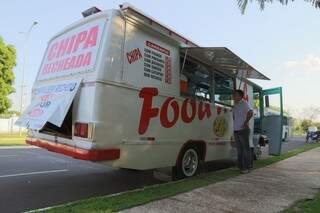 Técnico em segurança do trabalho construiu Food Truck com as próprias mãos e hoje tem chipa como carro-chefe. (Foto: Fernando Antunes)
