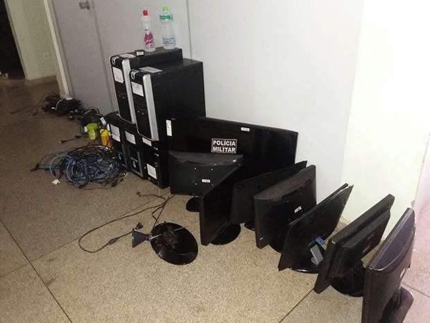 Pol&iacute;cia Militar recupera eletr&ocirc;nicos furtados em centro de assist&ecirc;ncia social