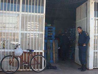 Motorista &eacute; morto a tiros enquanto descarregava carga de arroz em dep&oacute;sito 