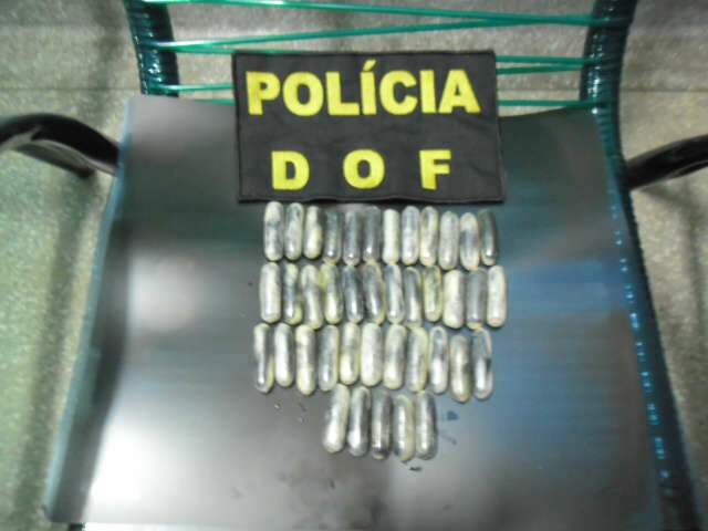  Homem &eacute; preso em Corumb&aacute; ap&oacute;s confessar ter engolido 36 c&aacute;psulas de coca&iacute;na