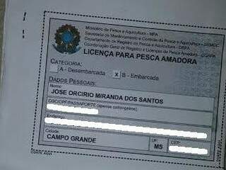 Deputado é flagrado pescando sem licença e acaba multado pela PMA Deputado é flagrado pescando sem licença e acaba multado pela PMA