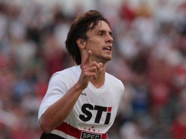 Guaicurus &eacute; goleado pelo S&atilde;o Paulo e est&aacute; eliminado da Copa SP