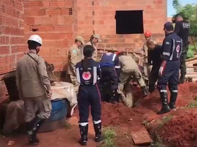 V&iacute;deo do resgate de crian&ccedil;a que caiu em buraco foi o mais visto da semana