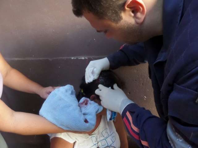 Crian&ccedil;a atira fac&atilde;o para cima e acerta cabe&ccedil;a de mulher em Tr&ecirc;s Lagoas