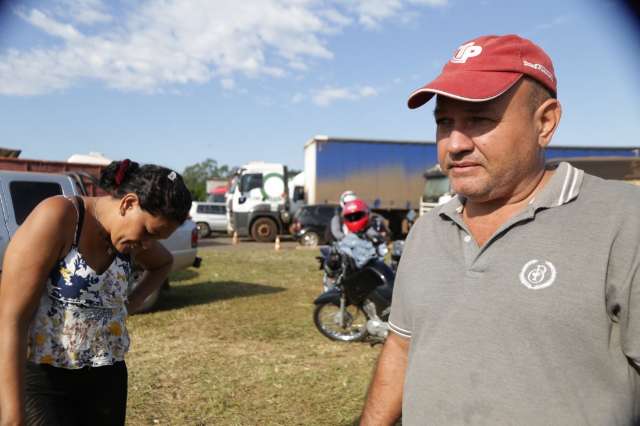 &quot;Acampamento&quot; na rodovia tem hist&oacute;rias de vida dedicada &agrave;s estradas