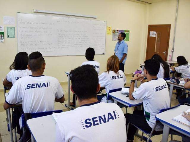 Senai oferece 114 vagas em 3 cursos gratuitos na Coophavila II e Universit&aacute;rio