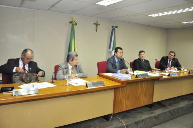 CPI da Assembleia define prazos e espera depoimento de diretor da Santa Casa
