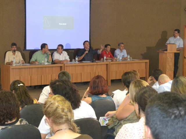  Candidatos focam Ceinfs em debate sobre educa&ccedil;&atilde;o infantil na Capital