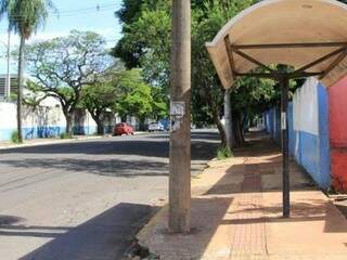 Rua Bahia é o primeiro trecho do corredor de transporte coletivo Norte. (Foto: Marina Pacheco)