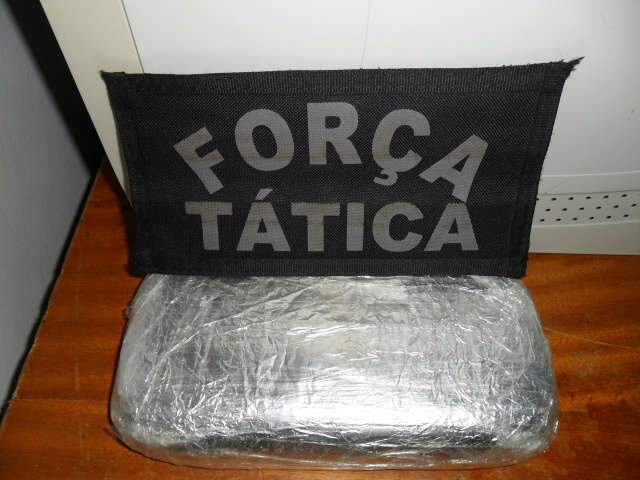  Garoto de 14 anos com documentos falsos transportava 1kg de coca&iacute;na