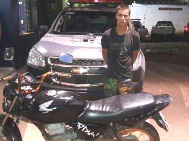  V&iacute;tima e suspeito s&atilde;o baleados durante roubo em bar no Aero Rancho 