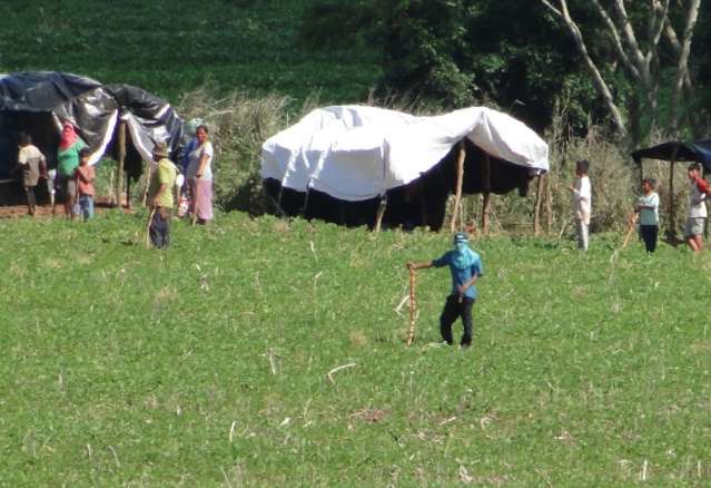 Fazendeiros de &aacute;rea de conflito com &iacute;ndios contratam seguran&ccedil;as armados