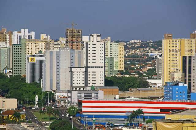 Domingo amanhece parcialmente nublado, mas sem previs&atilde;o de chuva