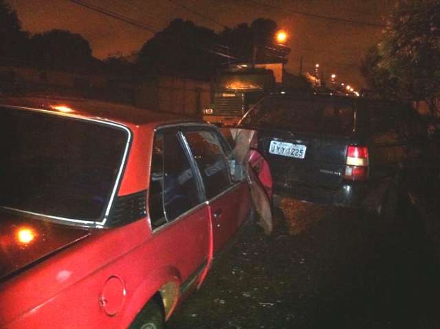 Viaturas dos bombeiros ficam retidas mais de 5h a espera de Batalh&atilde;o de Tr&acirc;nsito