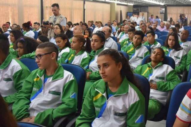 Com novas regras, bolsa corrige distor&ccedil;&otilde;es e amplia ajuda a atletas de MS