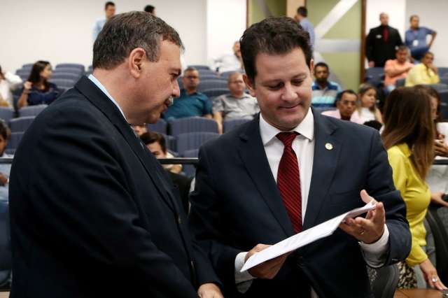 Aprovado projeto que regulamenta parcelamento de multas no cart&atilde;o