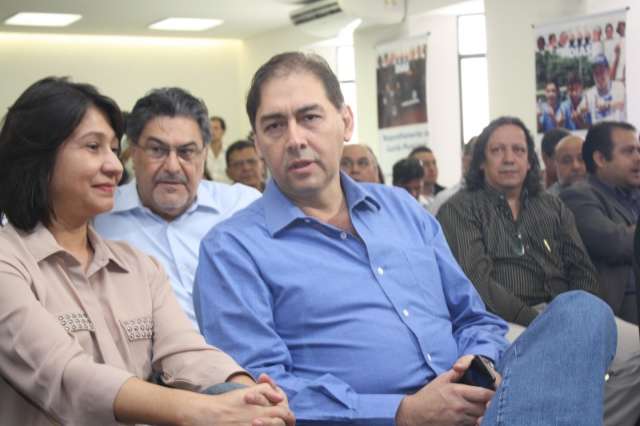 Prefeito cogita Luiza para secretaria e professor pode virar novo vereador