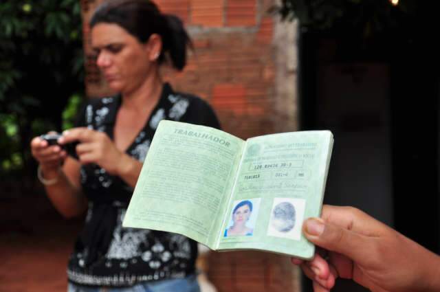  Mulher que matou por ci&uacute;mes se apresenta a Pol&iacute;cia