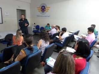 Ag&ecirc;ncia Municipal de Tr&acirc;nsito se re&uacute;ne para planejar a&ccedil;&otilde;es do Maio Amarelo