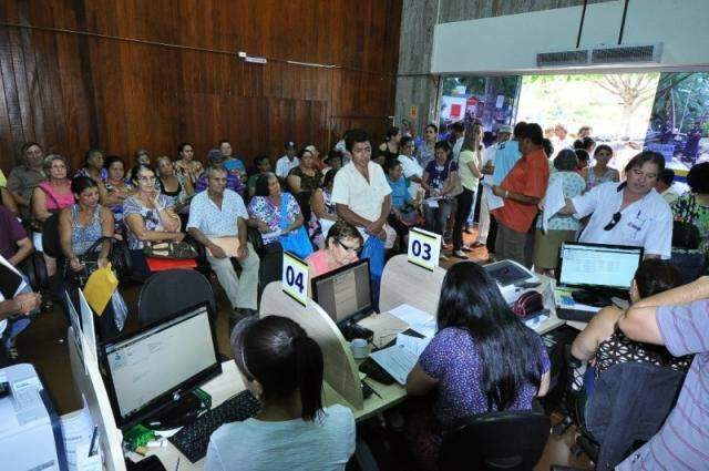 Cadastro do IPTU tem fila em Dourados no &uacute;ltimo dia