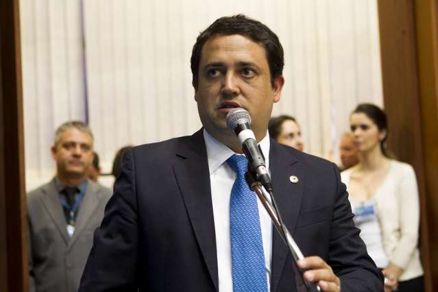 Deputados aprovam projeto onde hospitais informam sobre embriagues de jovens