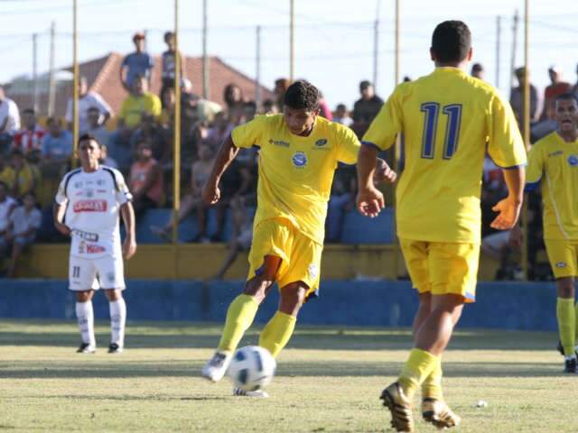  Cene enfrenta Oeste no domingo e precisa de empate para avan&ccedil;ar na S&eacute;rie D