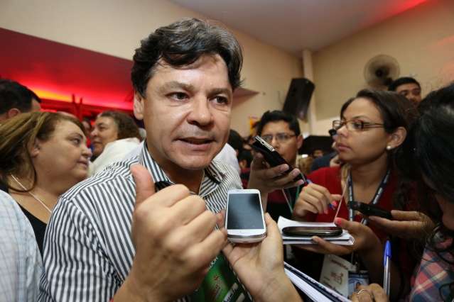 Paulo Duarte v&ecirc; hoje o PT mais unido em torno de Delc&iacute;dio do que de Zeca