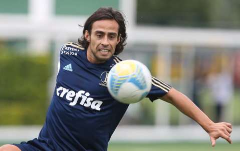 Com Valdivia no banco, Palmeiras enfrenta o Mogi Mirim hoje à tarde