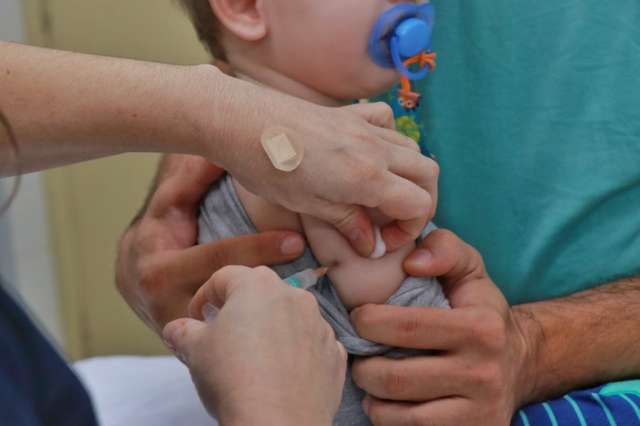 Em MS, campanha de vacina&ccedil;&atilde;o contra gripe imuniza 503,5 mil pessoas
