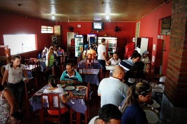 Em Campo Grande, almo&ccedil;o com sabor da culin&aacute;ria mineira come&ccedil;a em R$ 10,00