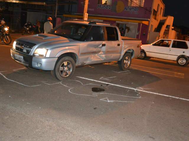  Acidente entre moto e caminhonete na Cear&aacute; deixa jovem em estado grave 