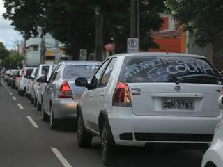 Protesto de motoristas da uber passou pela avenida Afonso Pena (Foto: Marcos Ermínio)