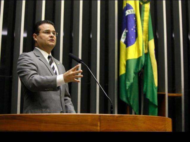 Suplente de Marun, F&aacute;bio Trad declara voto contr&aacute;rio &agrave; reforma da Previd&ecirc;ncia