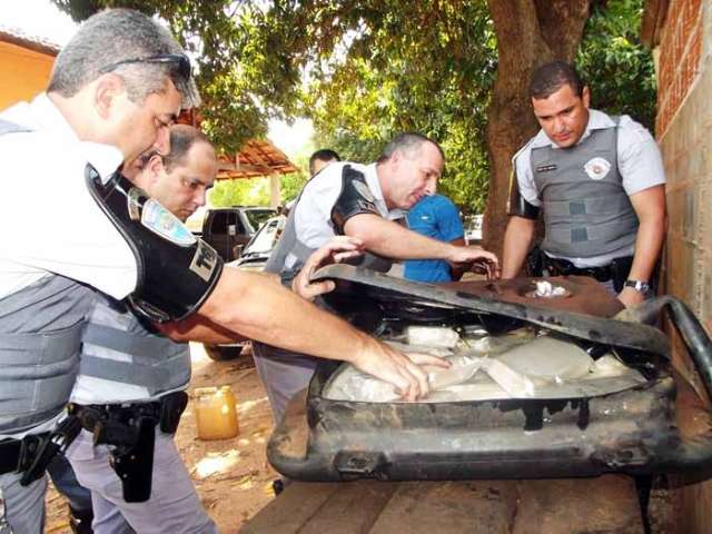 Motorista pega 55 kg de coca&iacute;na na Capital e &eacute; preso em S&atilde;o Paulo