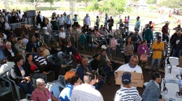Caravana da Sa&uacute;de realiza mais de 400 atendimentos no primeiro dia 