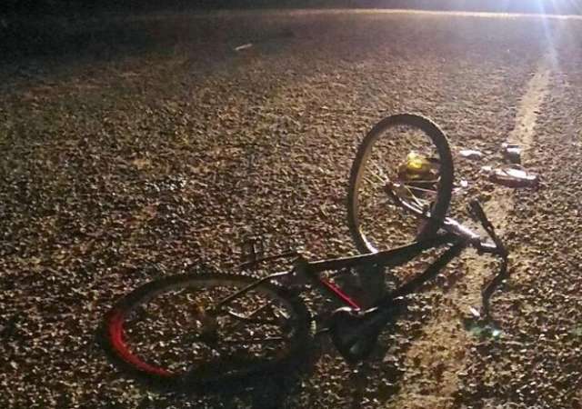 Motorista foge sem prestar socorro ap&oacute;s atropelar e matar ciclista