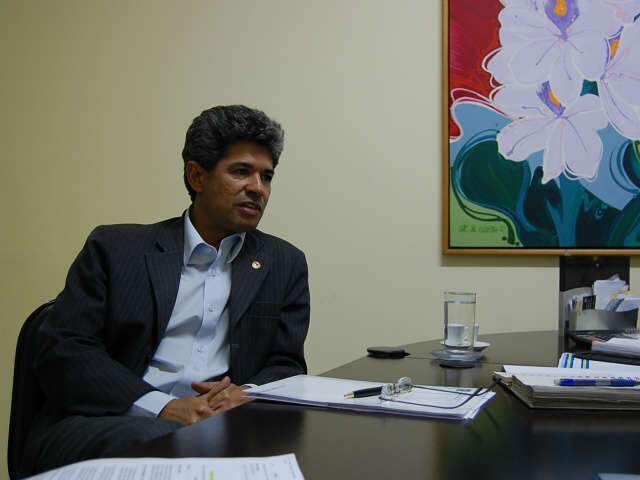  Deputado solicita uniformiza&ccedil;&atilde;o da velocidade em lombadas na Capital