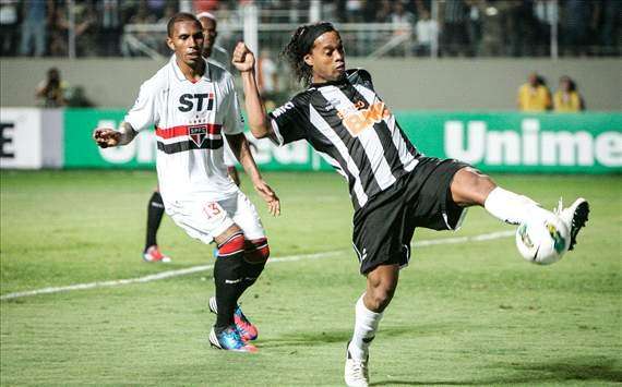 Atl&eacute;tico Mineiro e S&atilde;o Paulo reeditam duelo da Libertadores neste domingo