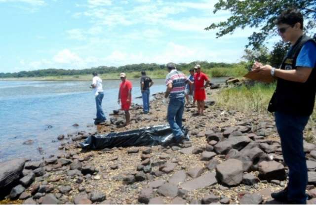Bombeiros encontram corpo que estava desaparecido no Rio Paran&aacute;