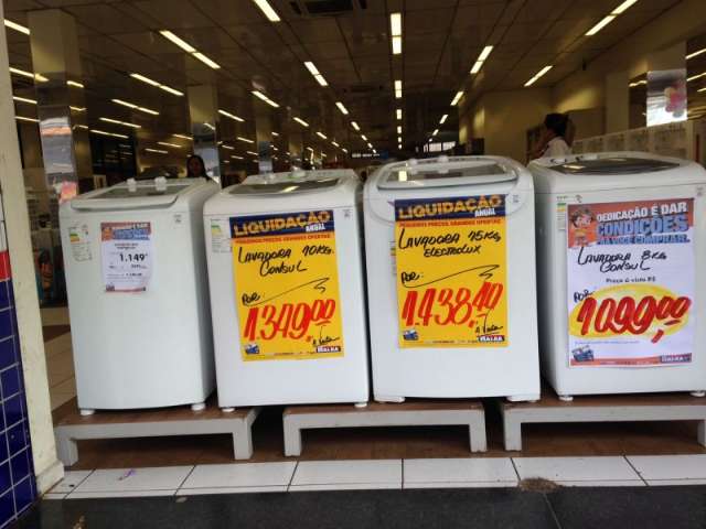 No Centro tem desconto em eletros, eletr&ocirc;nicos, roupas e at&eacute; sapatos