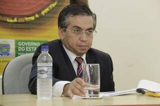 Secretário-adjunto Josimário Teotônio se mostra preocupado com a evolução da microcefalia. (Foto:Allan Nantes) 