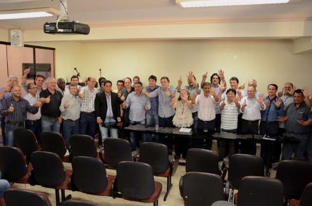 PMDB re&uacute;ne prefeitos e aliados para arrancada final em prol de Nelsinho